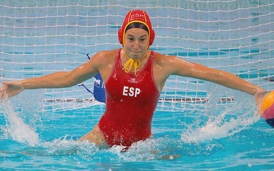 Laura Ester fent una de les seves aturades